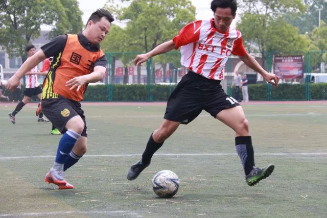 哈登三双快船力克公牛 黄蜂胜篮网终结6连败